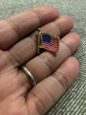 Vintage USA🇺🇸Lapel Pin unisex